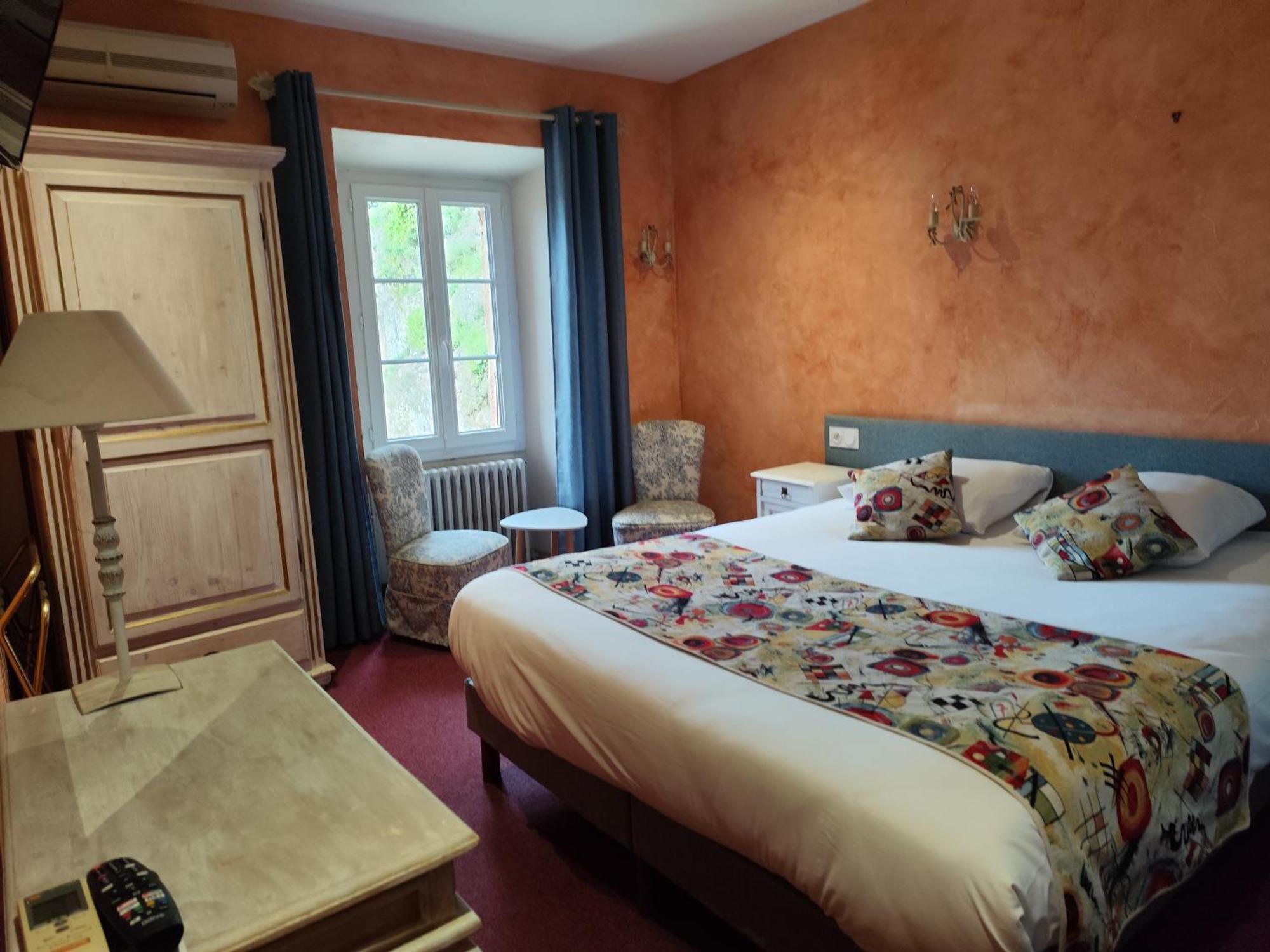 Hotel Saint Jean 2*